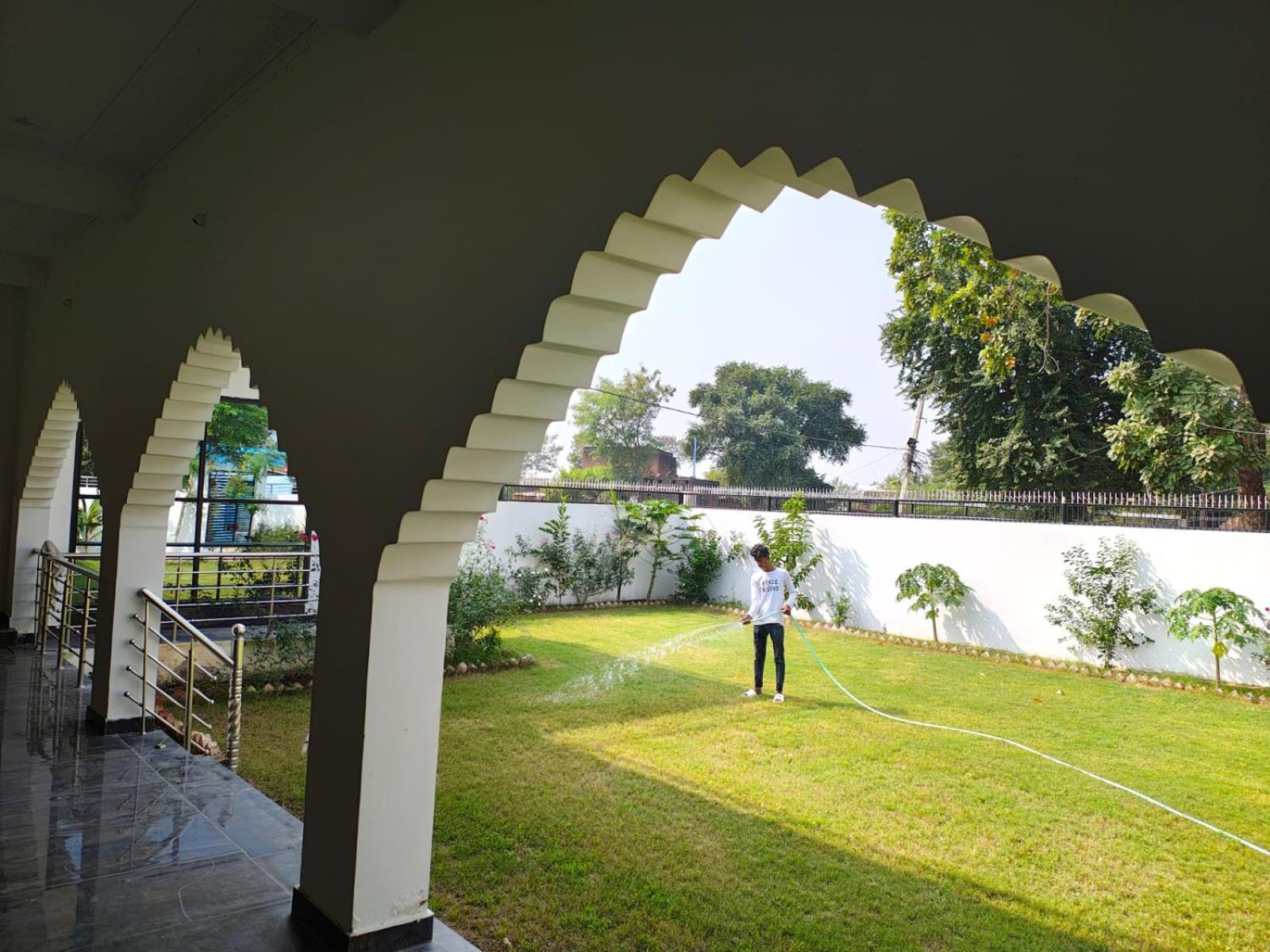 La Calma Homestay ขชุราโห ภายนอก รูปภาพ
